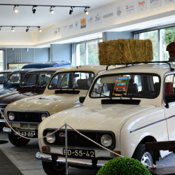 2022/09 - Exposição Renault 4